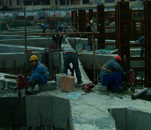 上海宏洲混凝土切割有限公司_混凝土切割_钢筋混凝土切割__绳锯切割_绳锯切割_混凝土切割公司