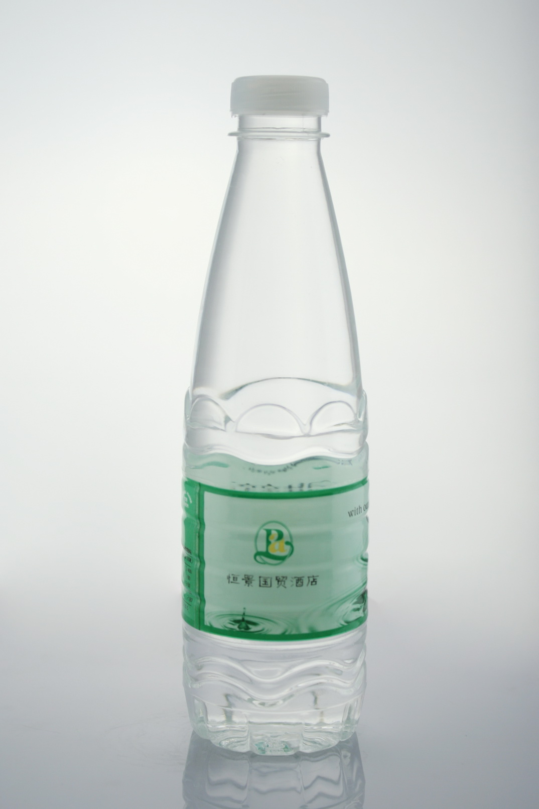 上海誉雯商贸有限公司_主营定制矿泉水,矿泉水