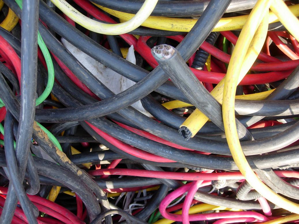 西安废铜回收_西安变压器回收_西安废电线回收_西安电线电缆回收_西安专业回收电缆