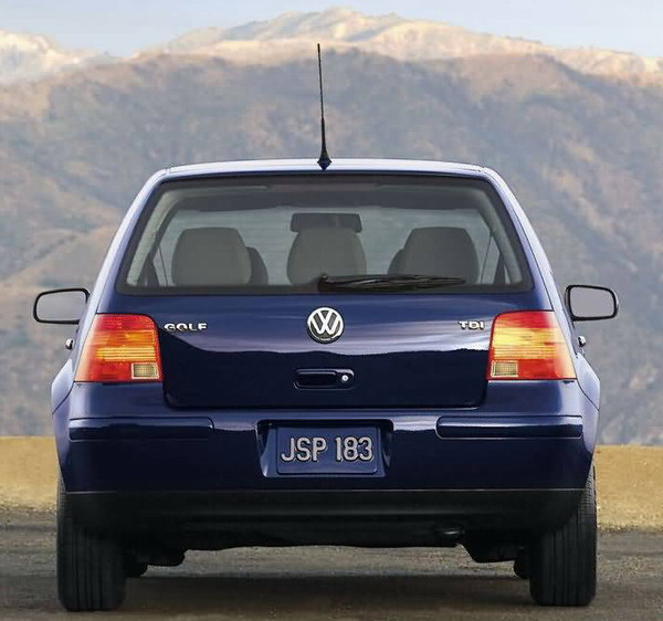 上海鸿华汽车配件有限公司-秦运国 