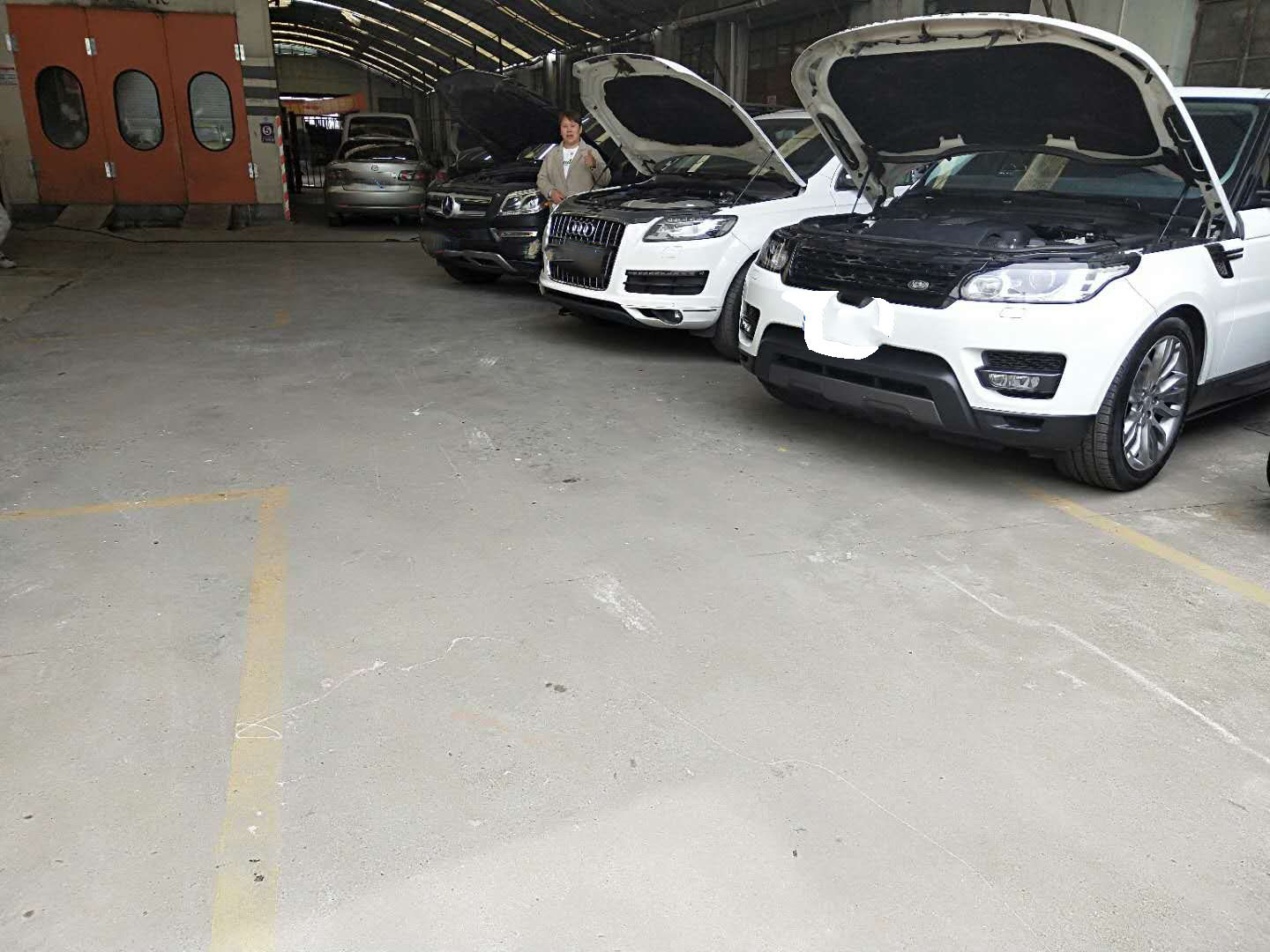 上海隆新汽车修理厂-专业维修奔驰宝马