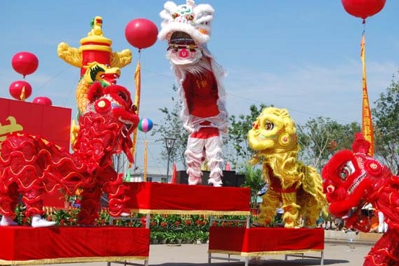 找上海华艺文化传媒的上海舞龙舞狮表演团-节