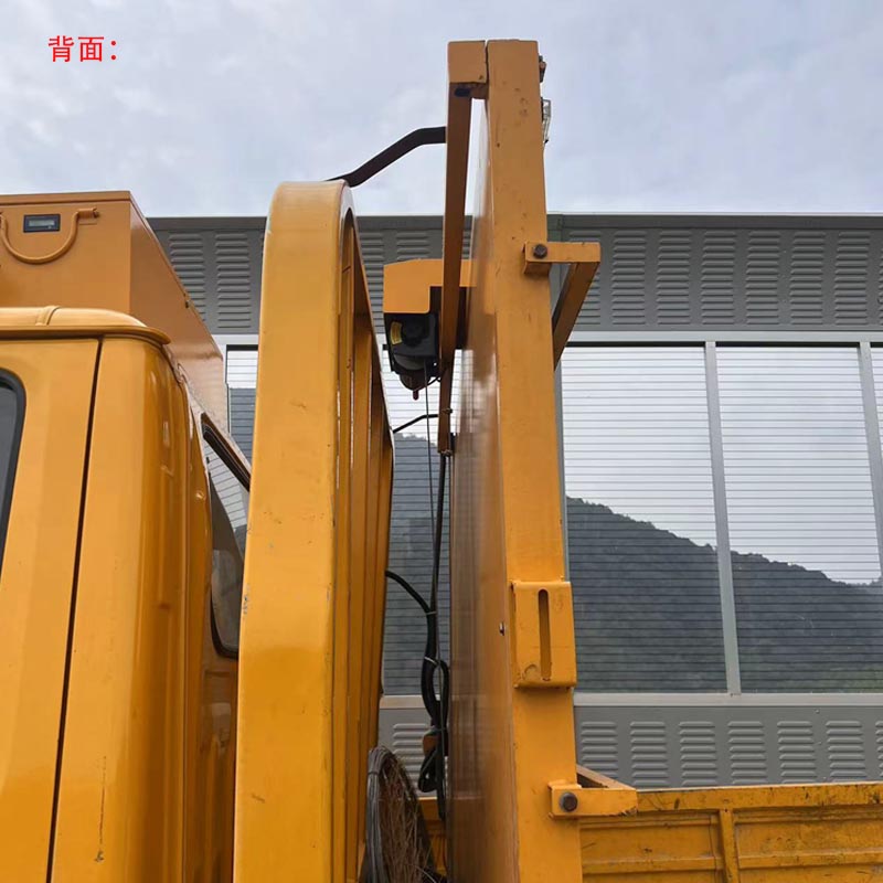 工程车升降显示屏