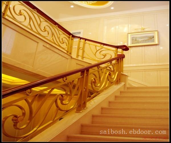上海别墅楼梯安装