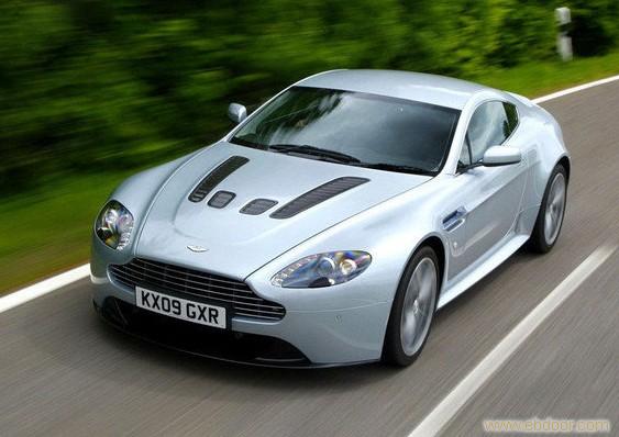 阿斯顿·马丁 V12 Vantage Coupe Manual