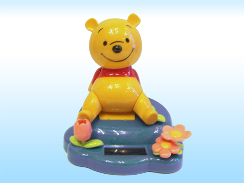 太阳能汽车饰品批发市场-小熊维尼