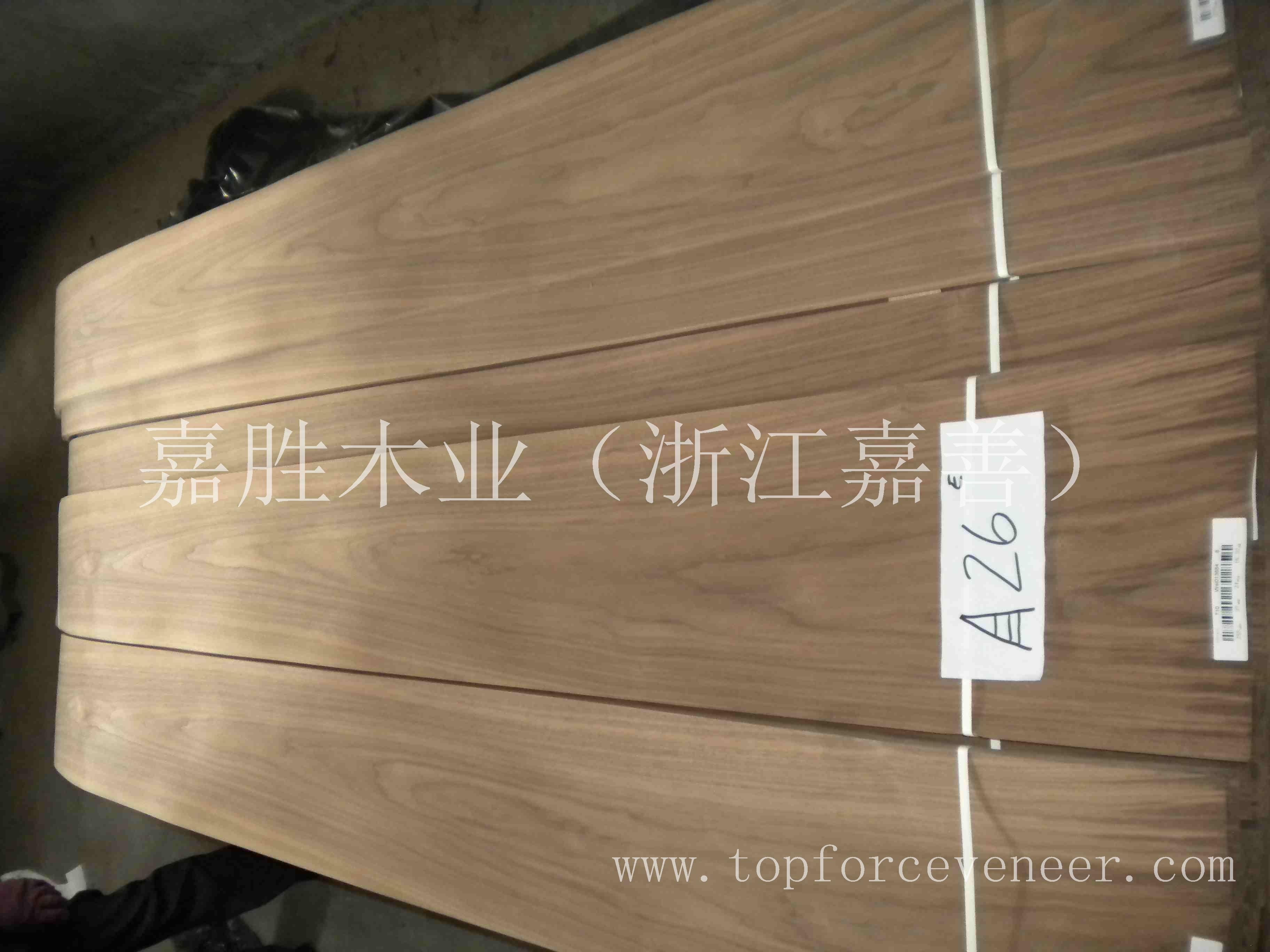 黑胡桃山纹家具B级 Walnut Crown Cut Plain Cut Veneer Furniture B Grade