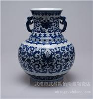 手绘200件高仿青花缠枝莲双耳罐
