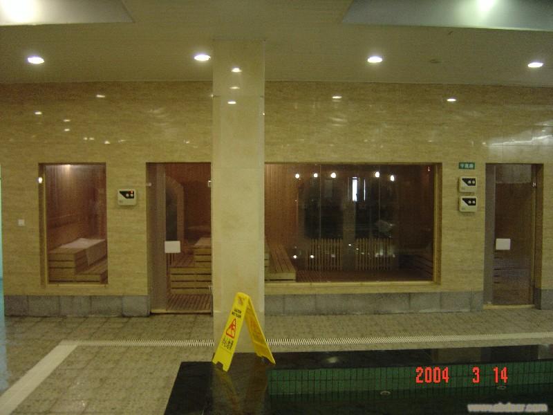 上海蒸汽房定做、恒温器维修、投药器维修、水底灯维修�