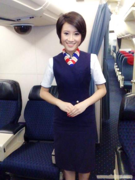 供应航空制服、职业套装、马甲制服