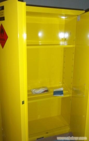 45加仑易燃液体防火安全柜 ，安全柜，PP柜，防火储存柜