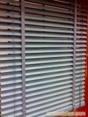 供应电动百叶窗电动木百叶