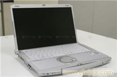 松下笔记本电脑出现黑屏,但开机后用手电筒照