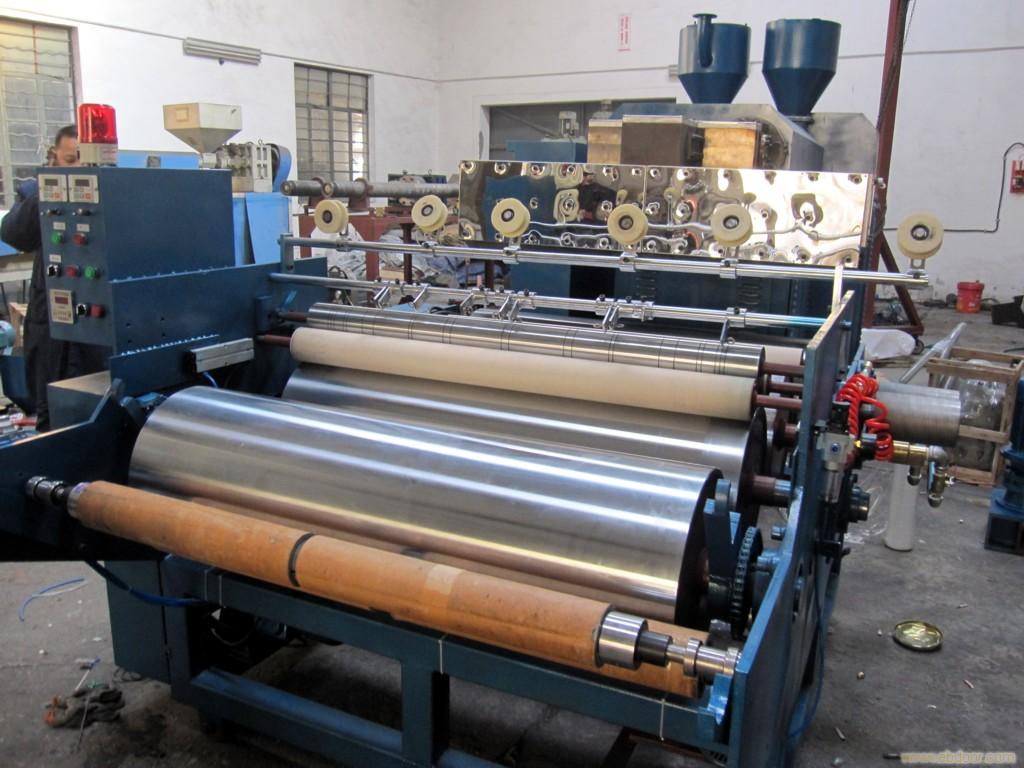 上海缠绕膜机供应商_相关信息