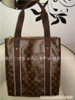 全新 LV BEAUBOURG新款老花单肩包�