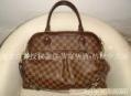 LV TREVI GM棋盘格大号单肩斜挎包�