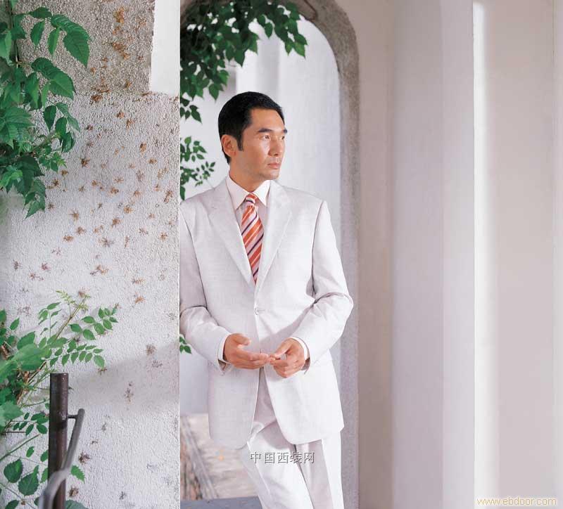 供应男士商务楼西装、男士正装西装