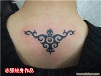 上海美女纹身刺青