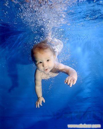 婴幼儿游泳注意事项——上海婴幼儿游泳馆加盟