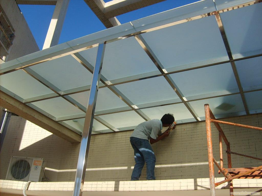 钢结构雨棚设计原理、不锈钢阳光蓬、不锈钢玻璃雨蓬、雨棚设计