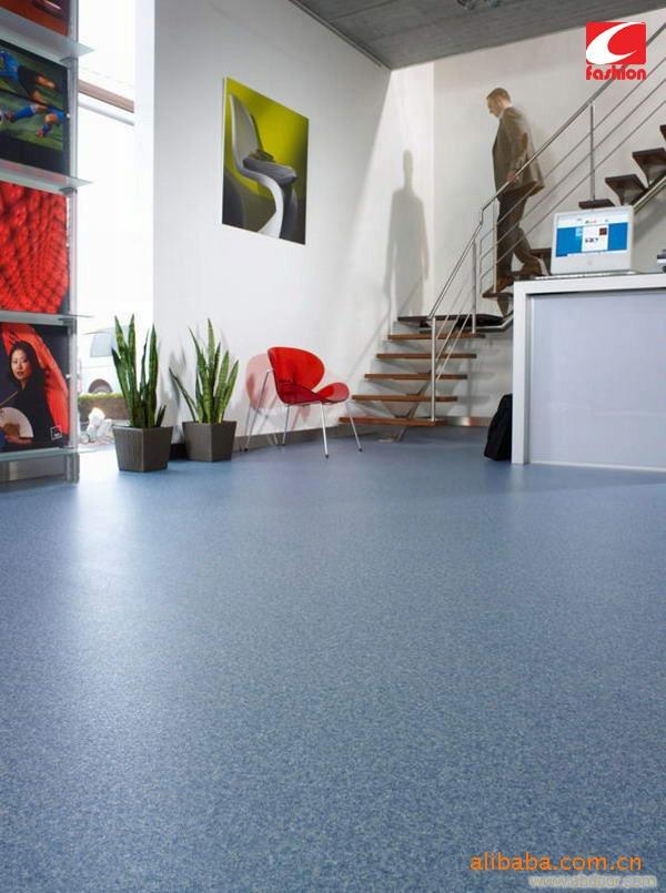 供应商用PVC胶地板（片材/卷材）、金秋十月脚踏实地