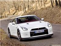 进口尼桑nisan GTR 2011新款 电话：13524707857