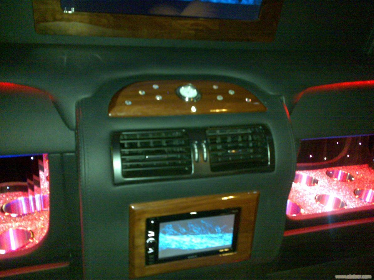 全新奔驰S550加长车 展厅现车  13524531835 姚小姐
