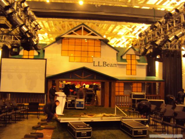 2012年上海展台展览展会专柜设计公司