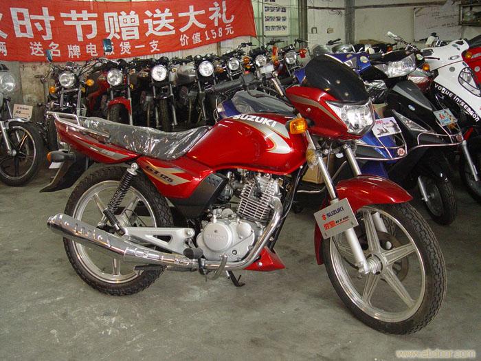 上海摩托车专卖:轻骑铃木骏驰