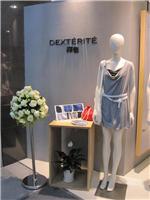 白玫瑰桔梗台花-上海鲜花店 南京西路花店