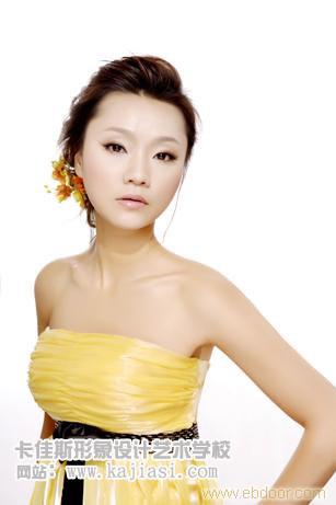 什么样的女人化妆好