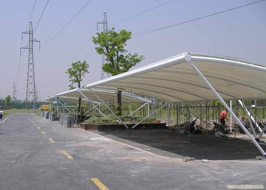 010膜结构车棚、上海兴达