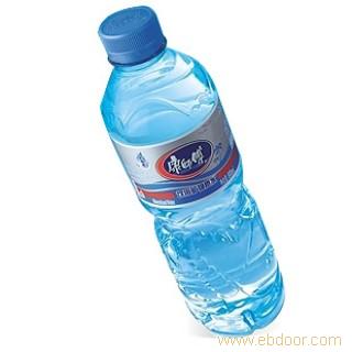 康师傅泉水系列品种饮料低价批发销售_康师傅