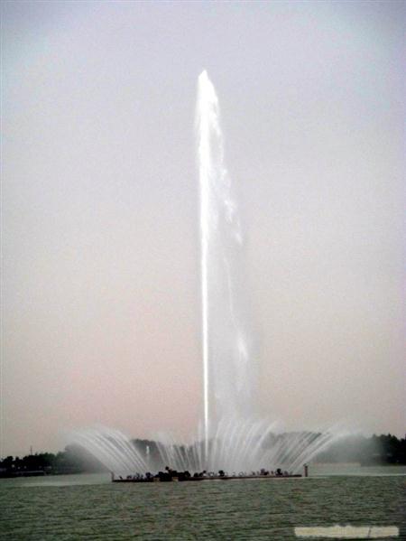 上海超高喷泉设计