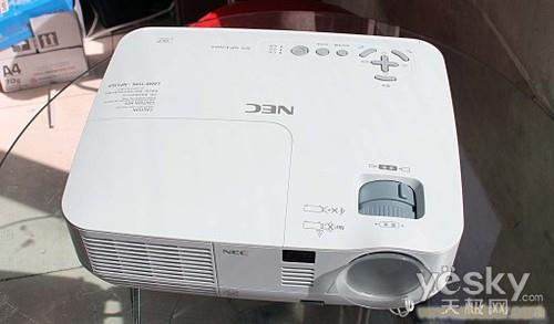 上海NEC NP-V260+投影机/3D商务家用会议投影仪仅售2550元