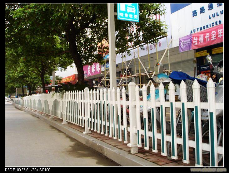 上海pvc栏杆供应商/上海pvc栏杆价格/上海奥固地板价格-王飞15921139342
