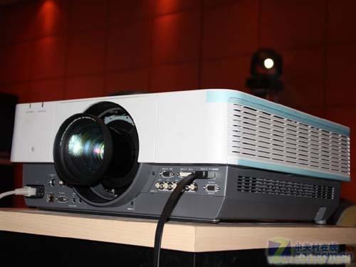 索尼(SONY) F700HL投影机/(SONY) F700HL高亮度商务投影仪/上海索尼(SONY)工程投影仪/索尼(SONY)上海投影机