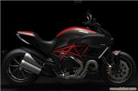 DUCATI Diavel Carbon/杜卡迪摩托车4S店