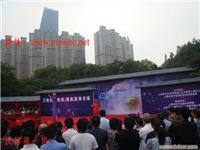 现场高跷小丑表演15000096912