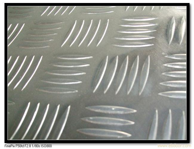 【盛辉铝业】--花纹铝板，铝卷批发！！