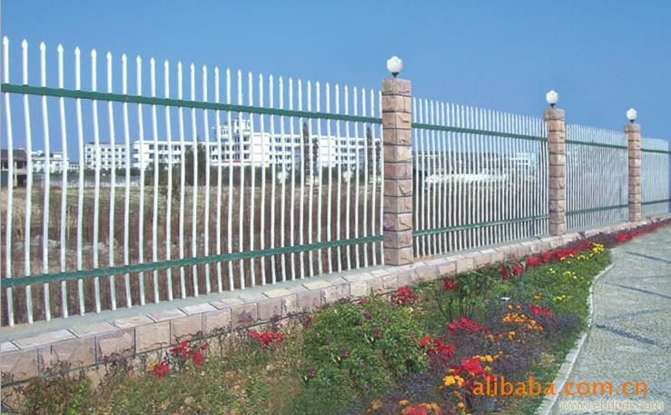 上海金属组合组装栅栏 小区专用栅栏、方管护栏网价格