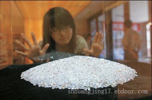 上海钻石回收-钻石回收价更高
