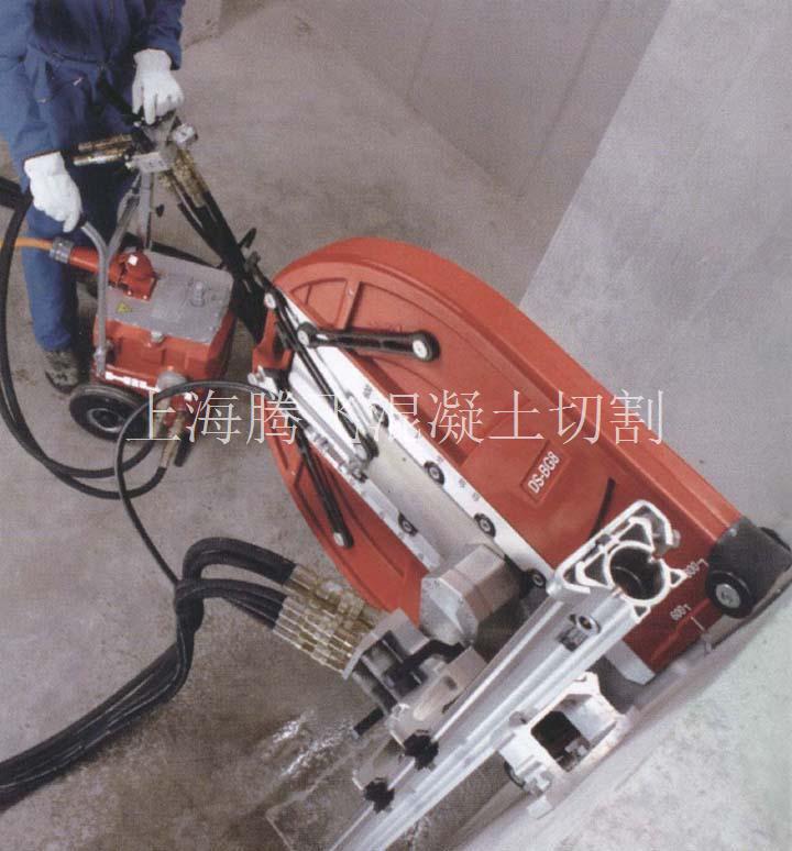机器切墙钻孔、大型混凝土切割机