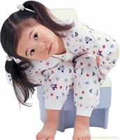 儿童服 