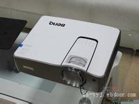 1.5倍变焦家用高清明基W1200投影仪专卖