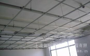 上海装潢公司松江厂房办公室装潢LOGO墙体制作洞泾吸顶灯安装嘉定厂房装修办公室装修嘉定工厂车间装修上海厂