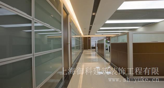 松江厂房装修,办公室装修,洞泾厂房装修,办公室隔断吊顶装修,彩钢夹芯板装修