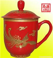 中国红瓷杯专卖 定做陶瓷礼品杯 商务办公杯 