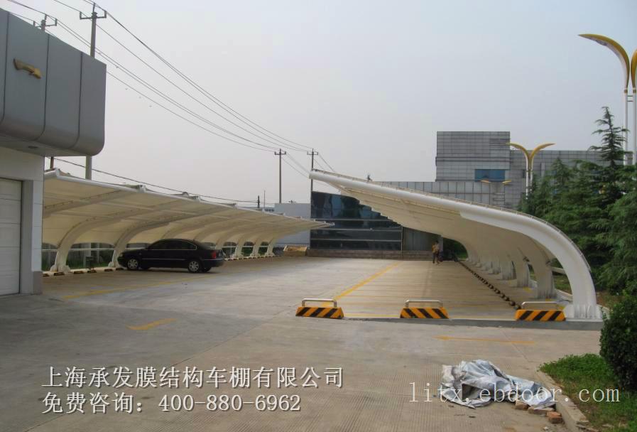 上海立柱式膜结构车棚的安装及加工