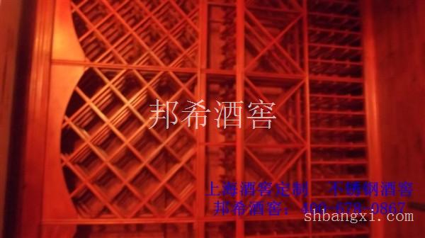 不锈钢酒柜定制注意事项有哪些